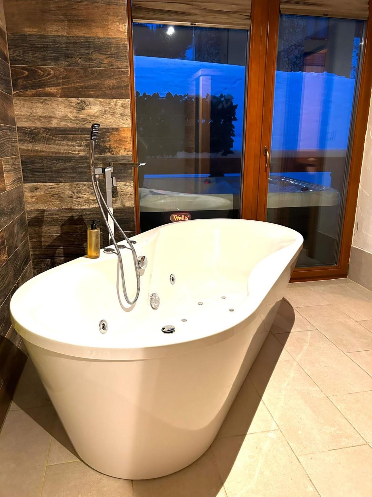 Chalet Jasna Wellness Apartment Maxim Jacuzzi & Sauna Деменівська Долина Екстер'єр фото