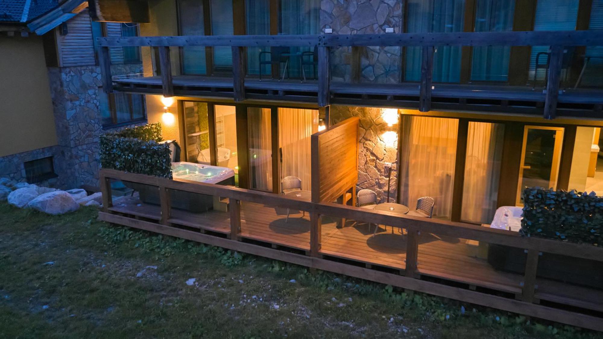 Chalet Jasna Wellness Apartment Maxim Jacuzzi & Sauna Деменівська Долина Екстер'єр фото